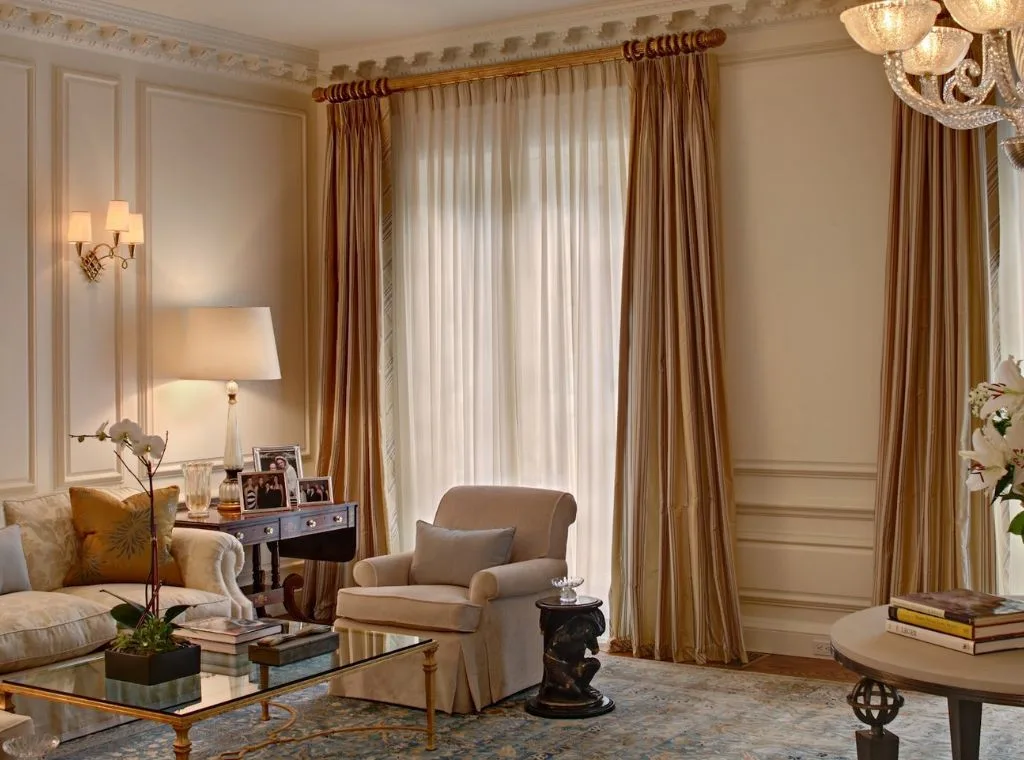 Modern Living Room Curtain Dubai