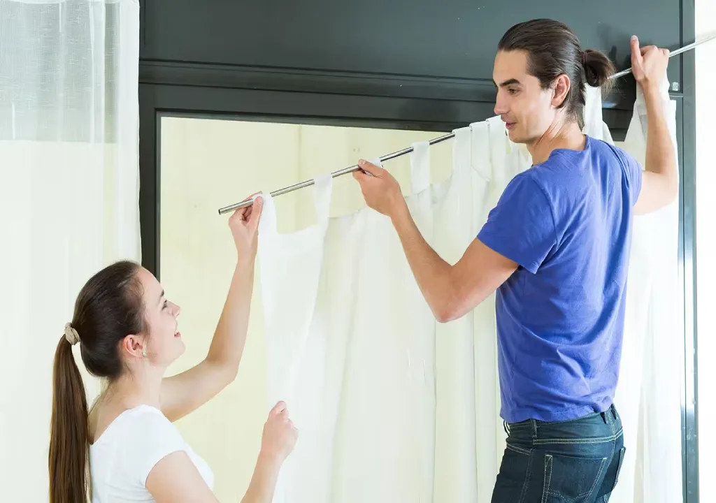 Curtains Installation Dubai