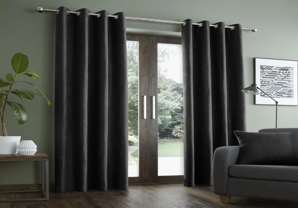 custom eyelet drapes Dubai