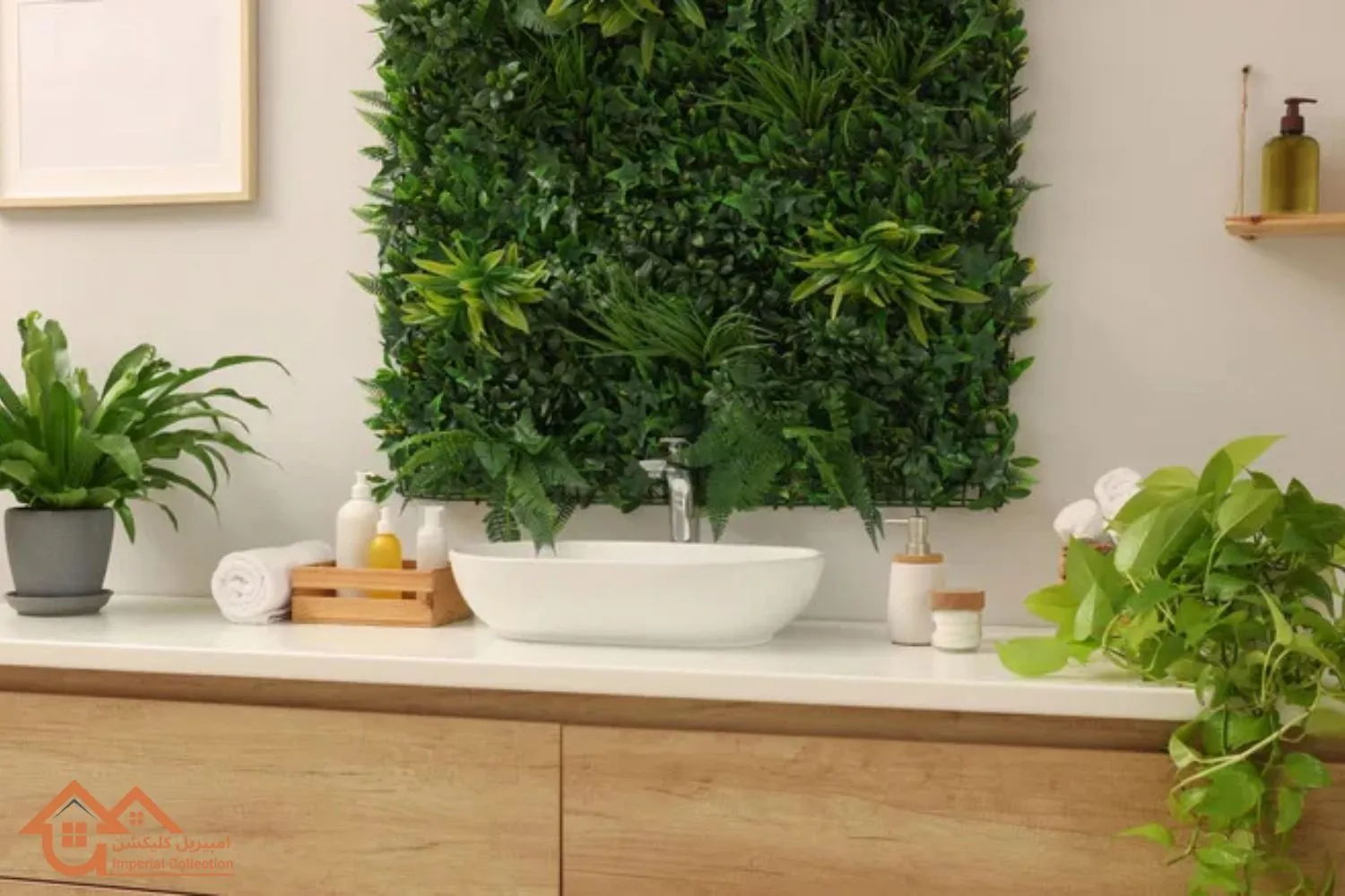 Bathroom Green Accents