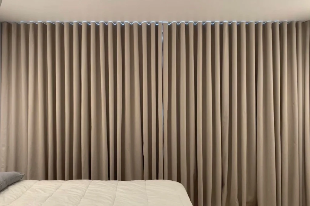 Wave fold curtains Dubai